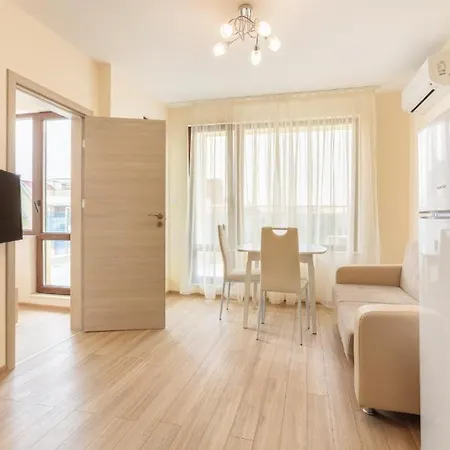 Helios Luxury Aparthotel