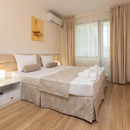 Helios Luxury Hotel de apartamente Primorsko