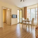 מלון דירות Helios Luxury 3*