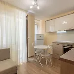 Helios Luxury מלון דירות 3*