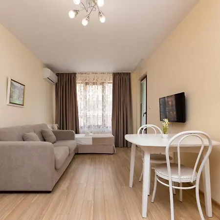 Апарт-отель Helios Luxury