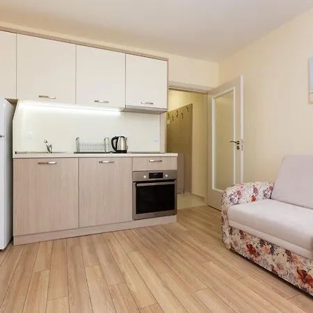 Helios Luxury 3* פרימורסקו