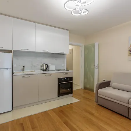 Helios Luxury פרימורסקו