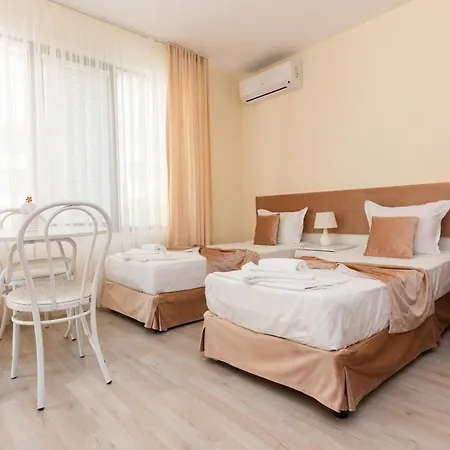 Helios Luxury 3*
