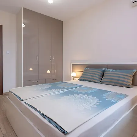 Lejlighedshotel Helios Luxury 3*