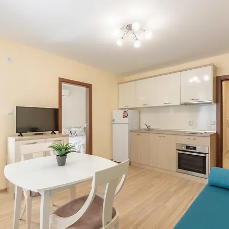 Helios Luxury Апарт-отель