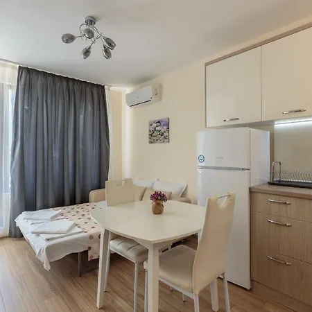 Helios Luxury 2* Primorsko