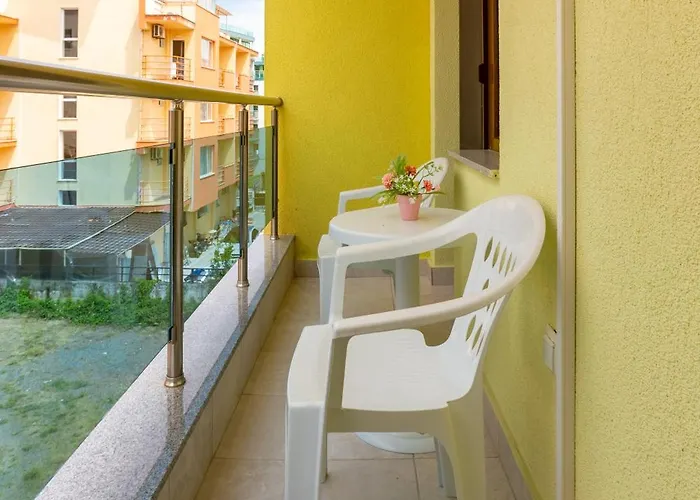 Helios Luxury Appart hôtel 3*