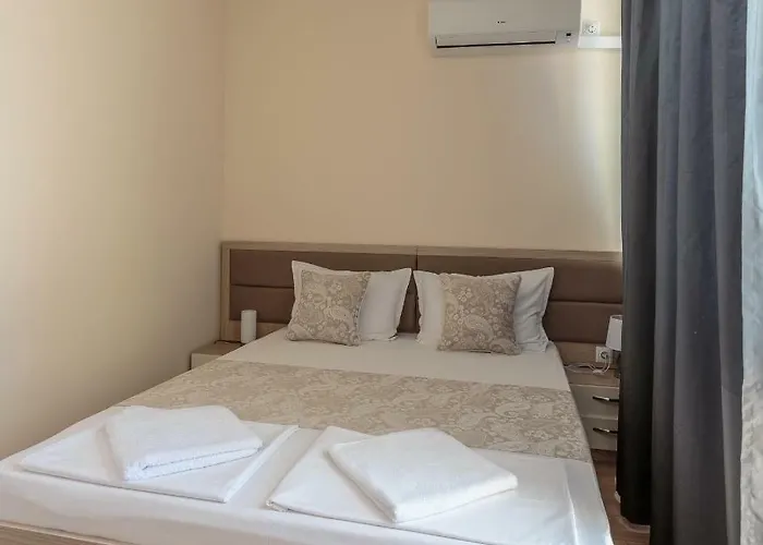 Helios Luxury Appart hôtel 3*